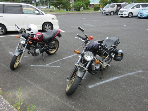 BROSとVTR